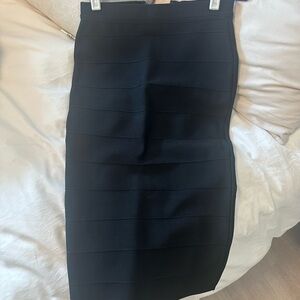Aritzia skirt